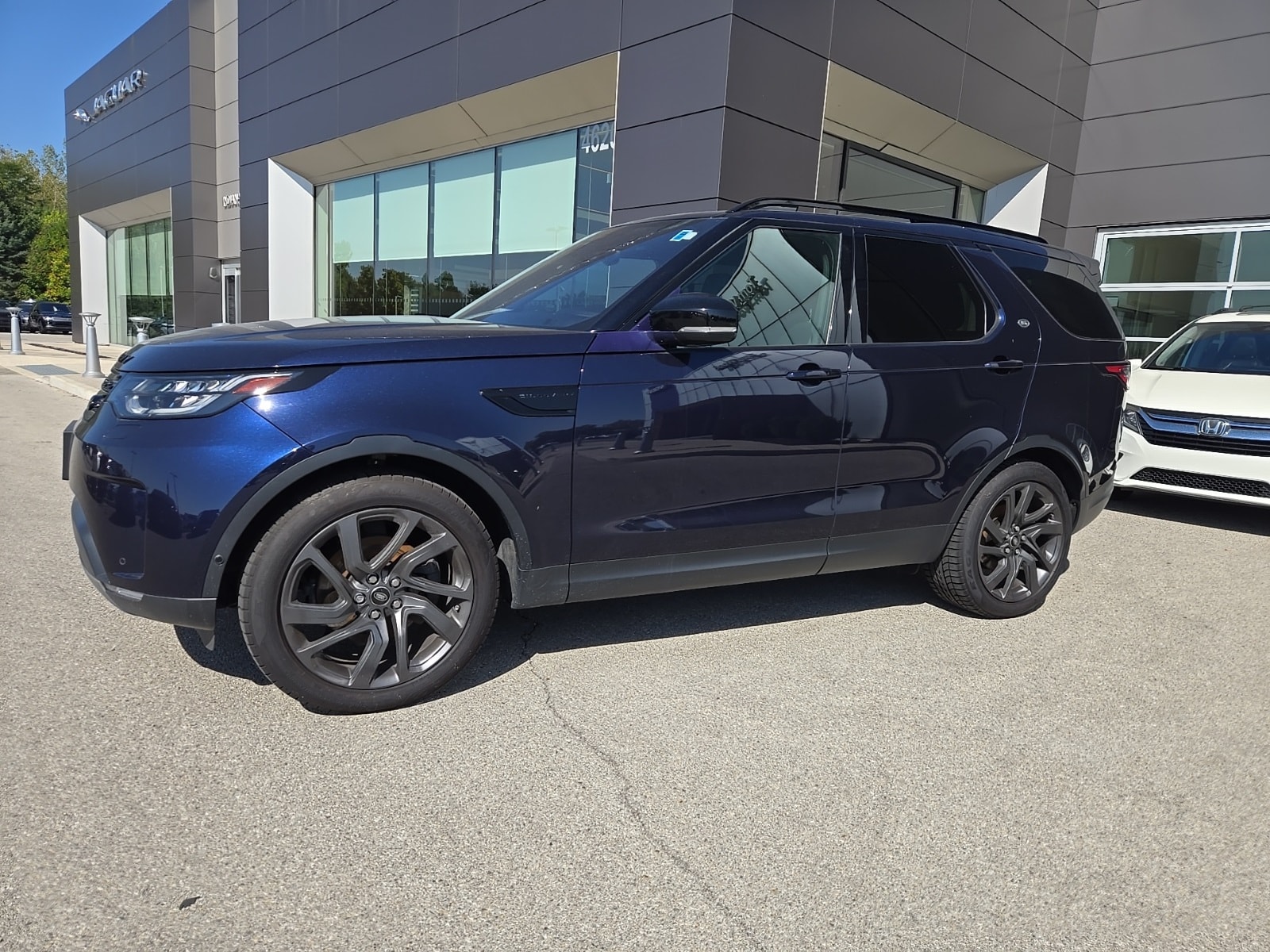 Used 2019 Land Rover Discovery HSE