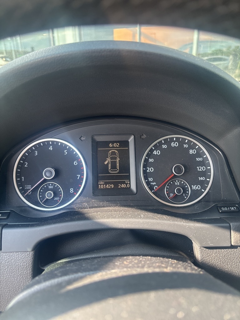 Used 2011 Volkswagen Tiguan