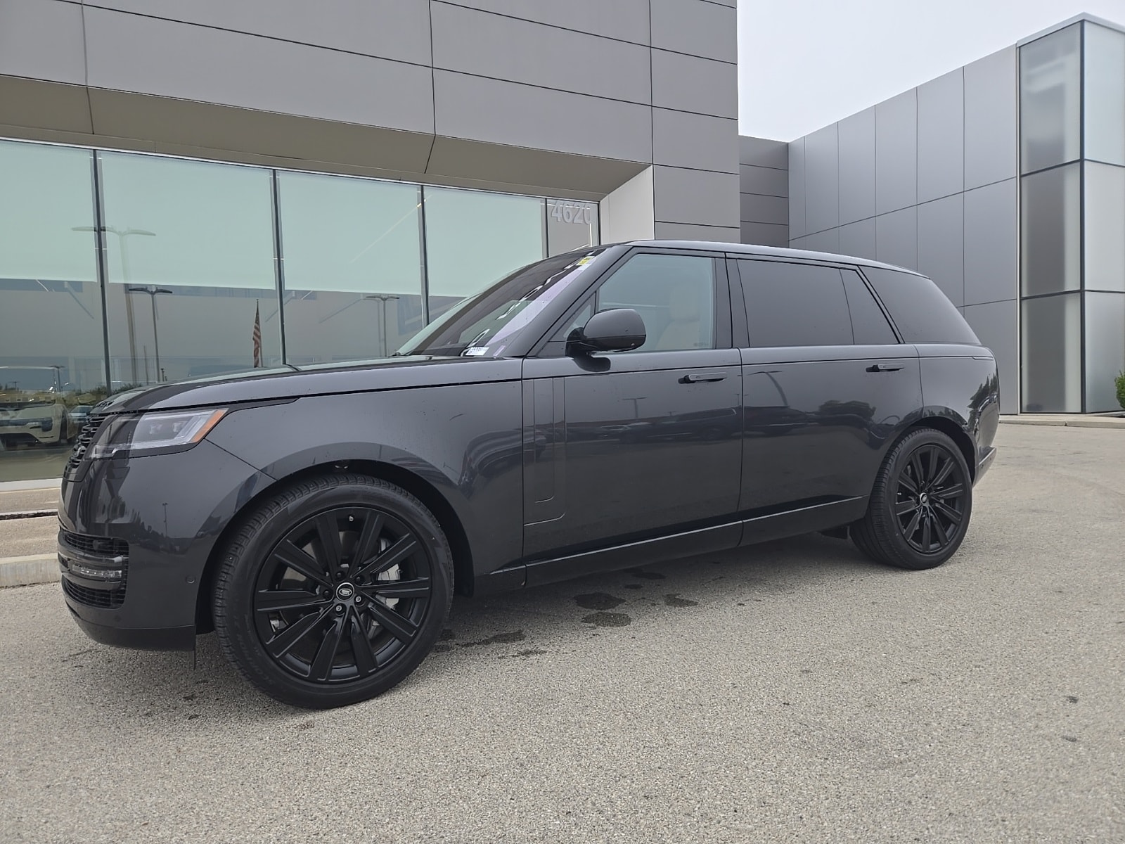 Used 2023 Land Rover Range Rover SE