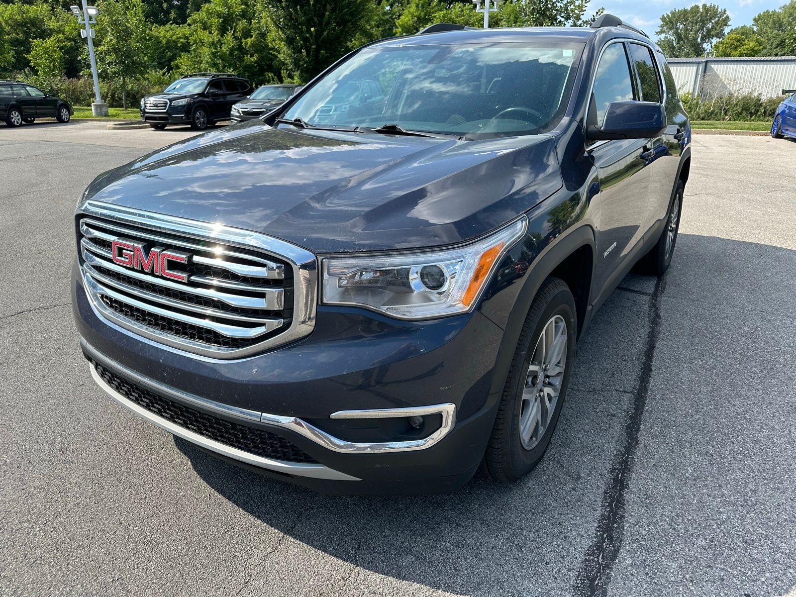 Used 2019 GMC Acadia SLE-2