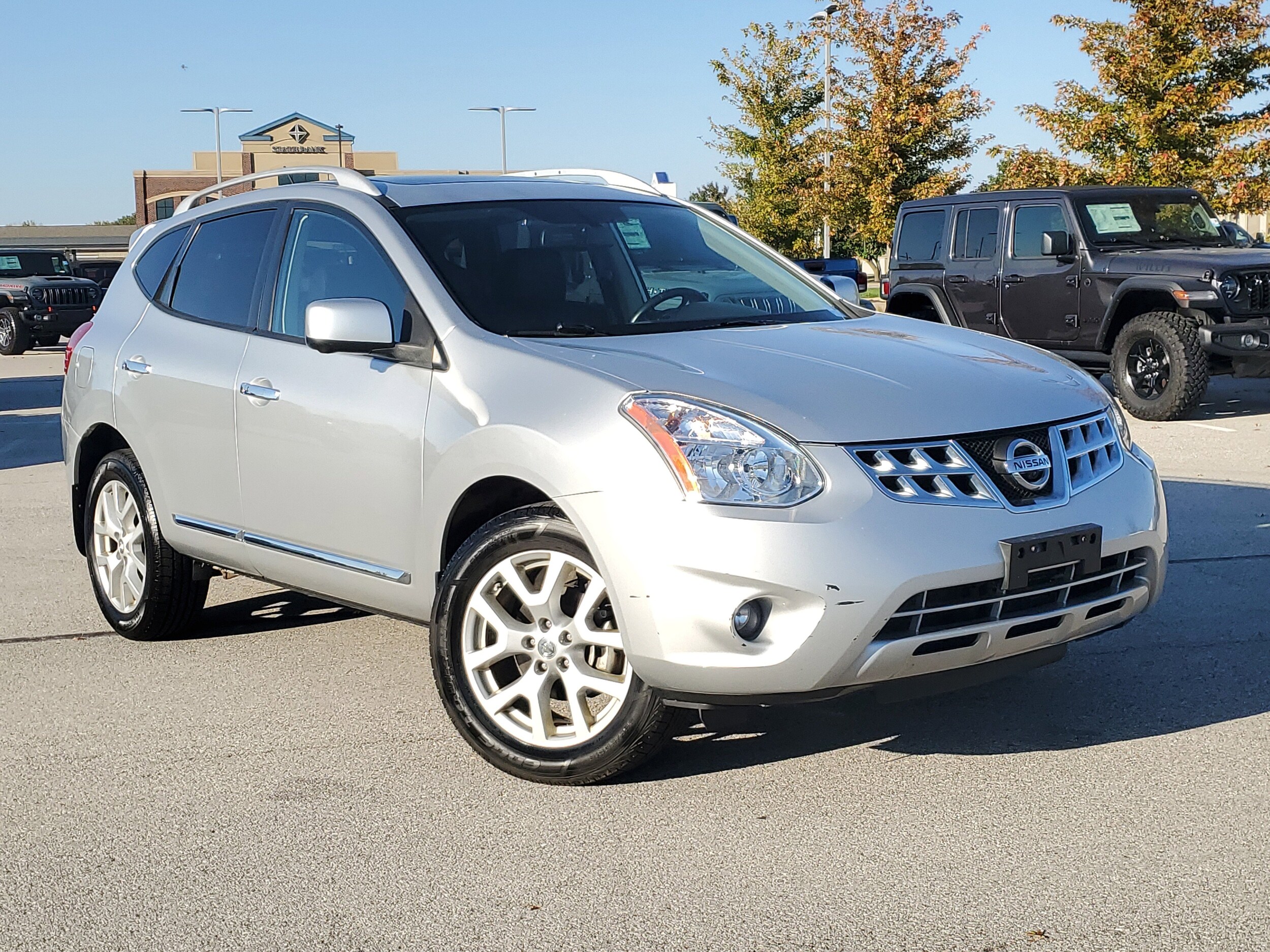 Used 2013 Nissan Rogue SV w/SL Pkg