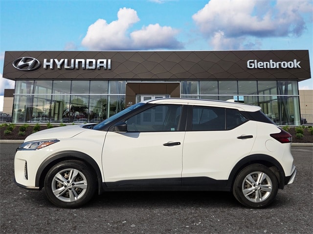 Used 2022 Nissan Kicks S