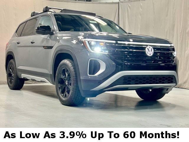 New 2025 Volkswagen Atlas 2.0T Peak Edition
