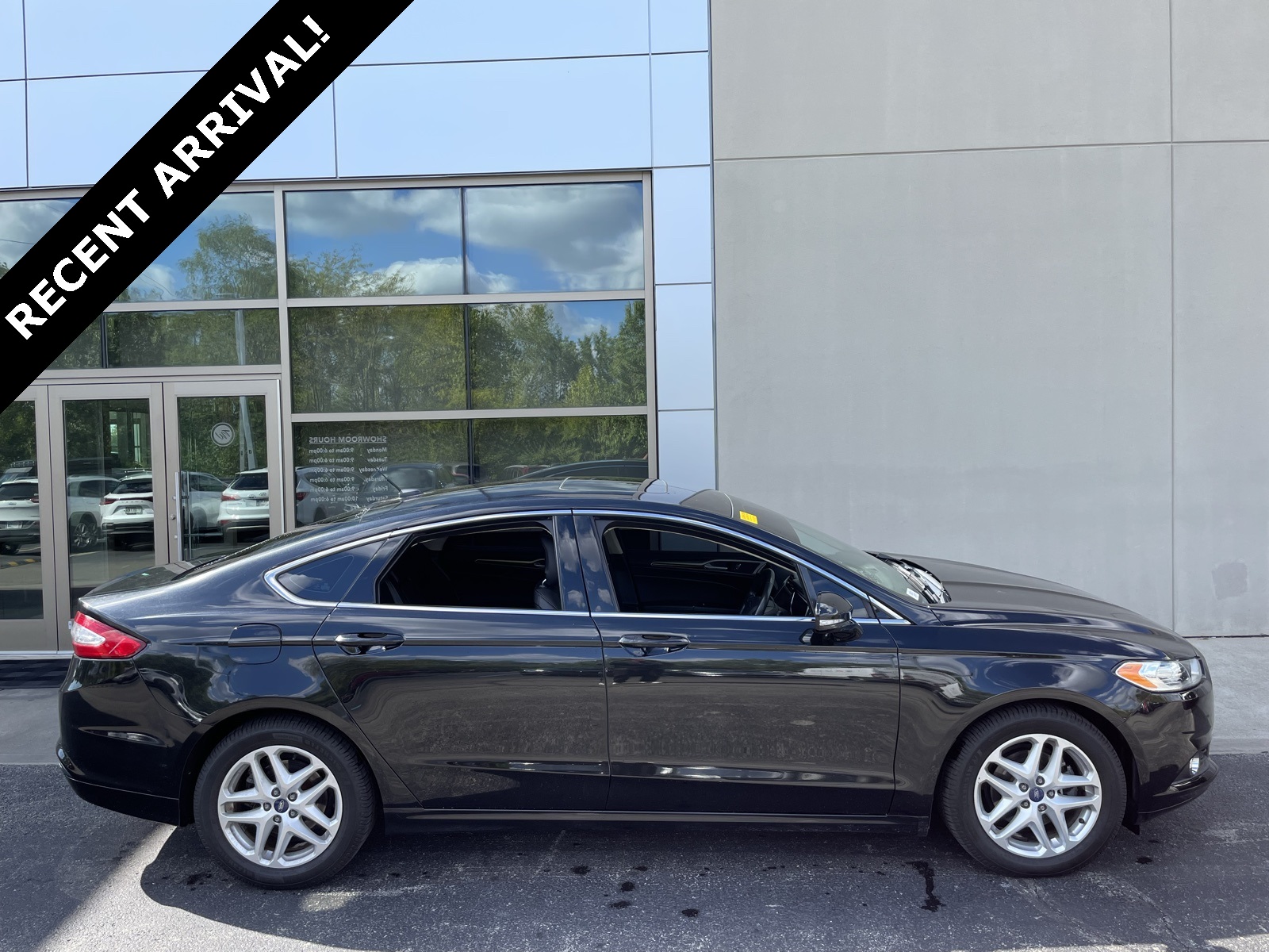 Used 2014 Ford Fusion SE