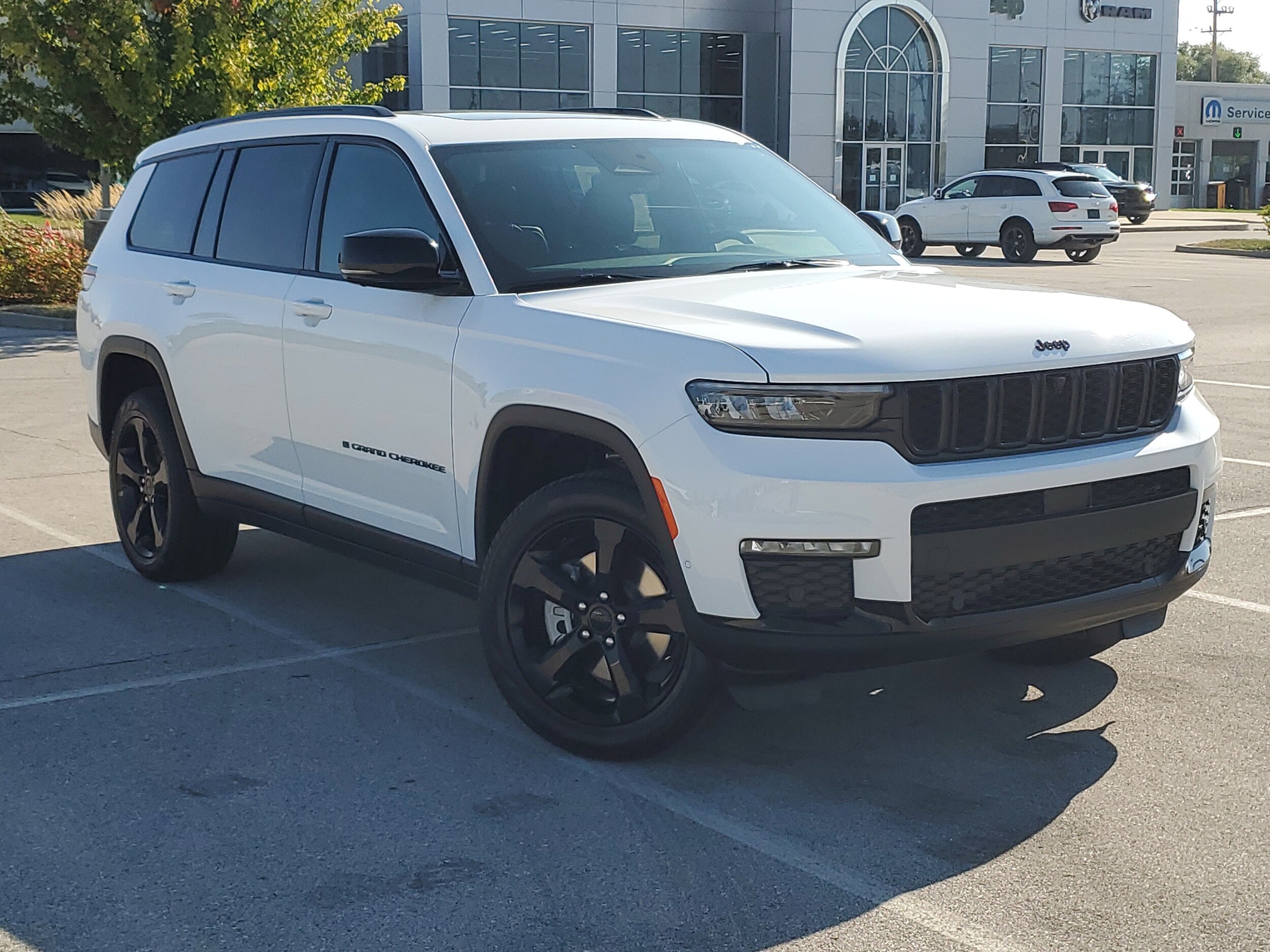 New 2025 Jeep Grand Cherokee L L LIMITED 4X4