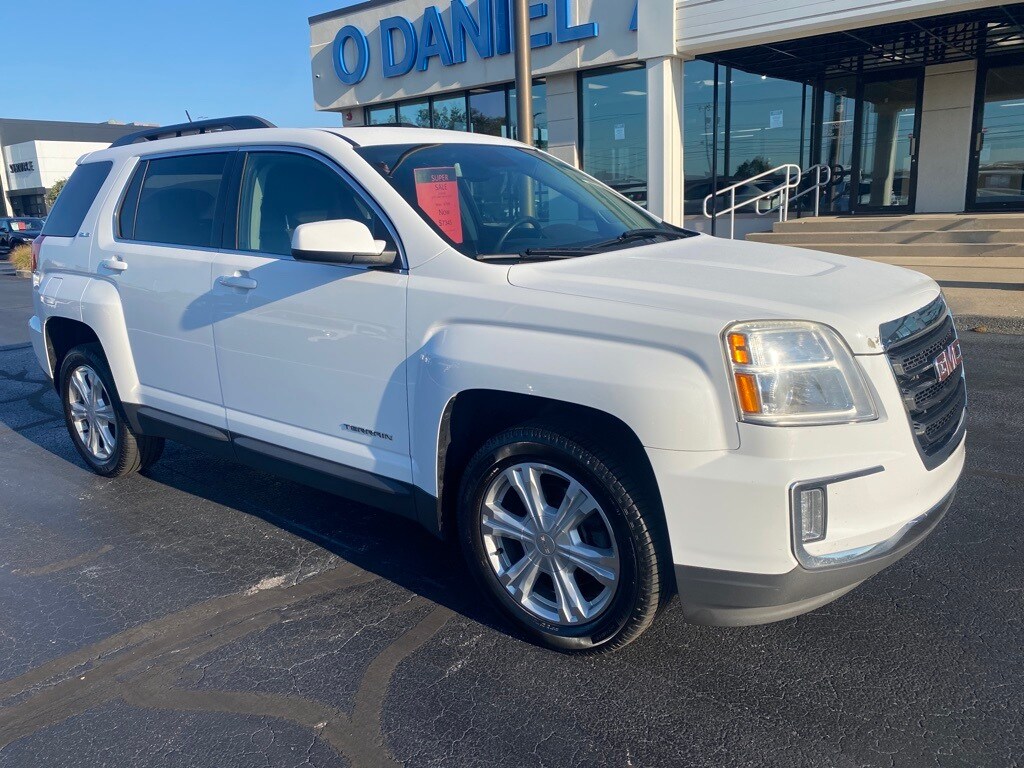 Used 2017 GMC Terrain SLE-2
