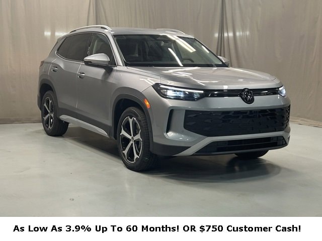 New 2025 Volkswagen Tiguan 2.0T SE