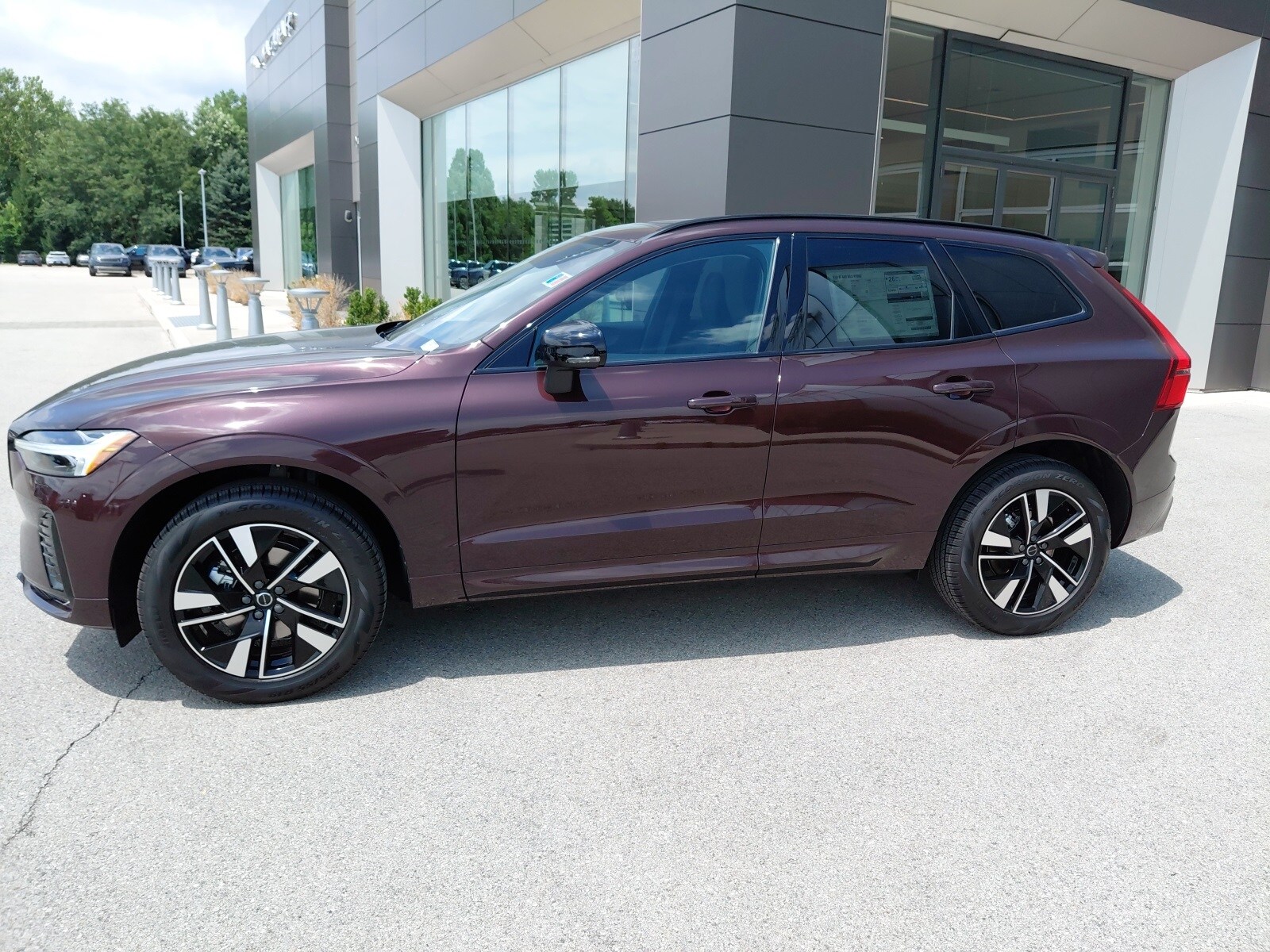 New 2026 Volvo XC60 B5 Core