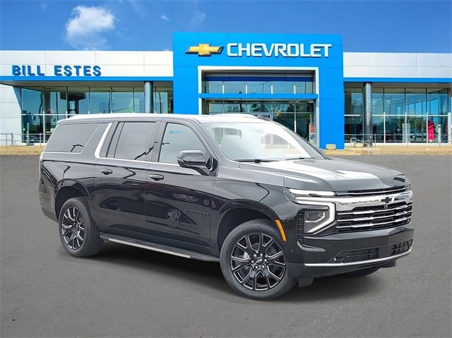 New 2025 Chevrolet Suburban LT