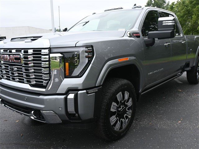 New 2025 GMC Sierra 3500 HD Denali
