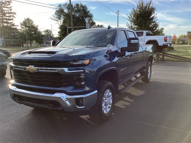 Used 2024 Chevrolet Silverado 3500 HD LT