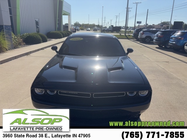 Used 2023 Dodge Challenger SXT