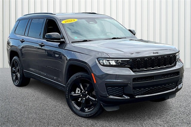 Used 2023 Jeep Grand Cherokee L Laredo