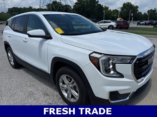 Used 2024 GMC Terrain SLE