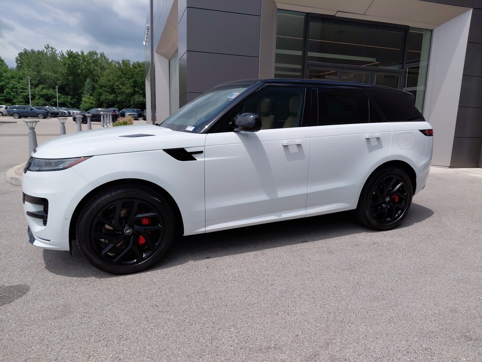 New 2025 Land Rover Range Rover Sport Dynamic SE 460PS
