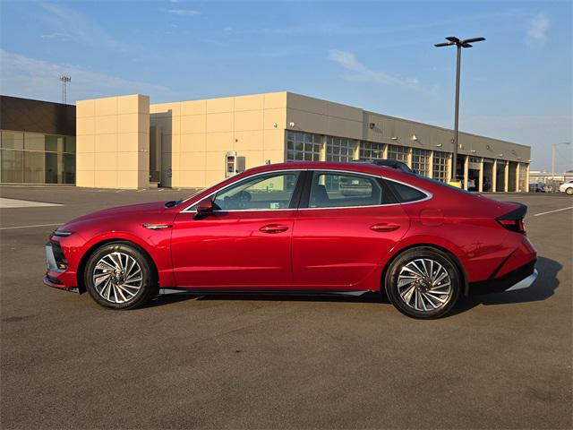 New 2025 Hyundai Sonata Hybrid SEL