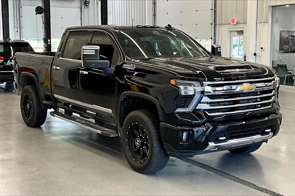 Used 2024 Chevrolet Silverado 2500 HD High Country