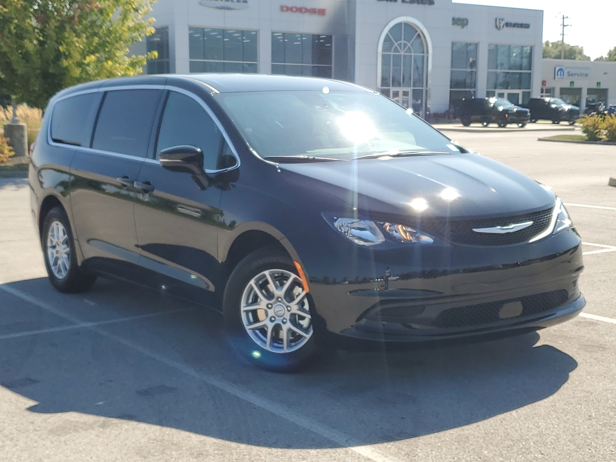 New 2026 Chrysler Voyager LX