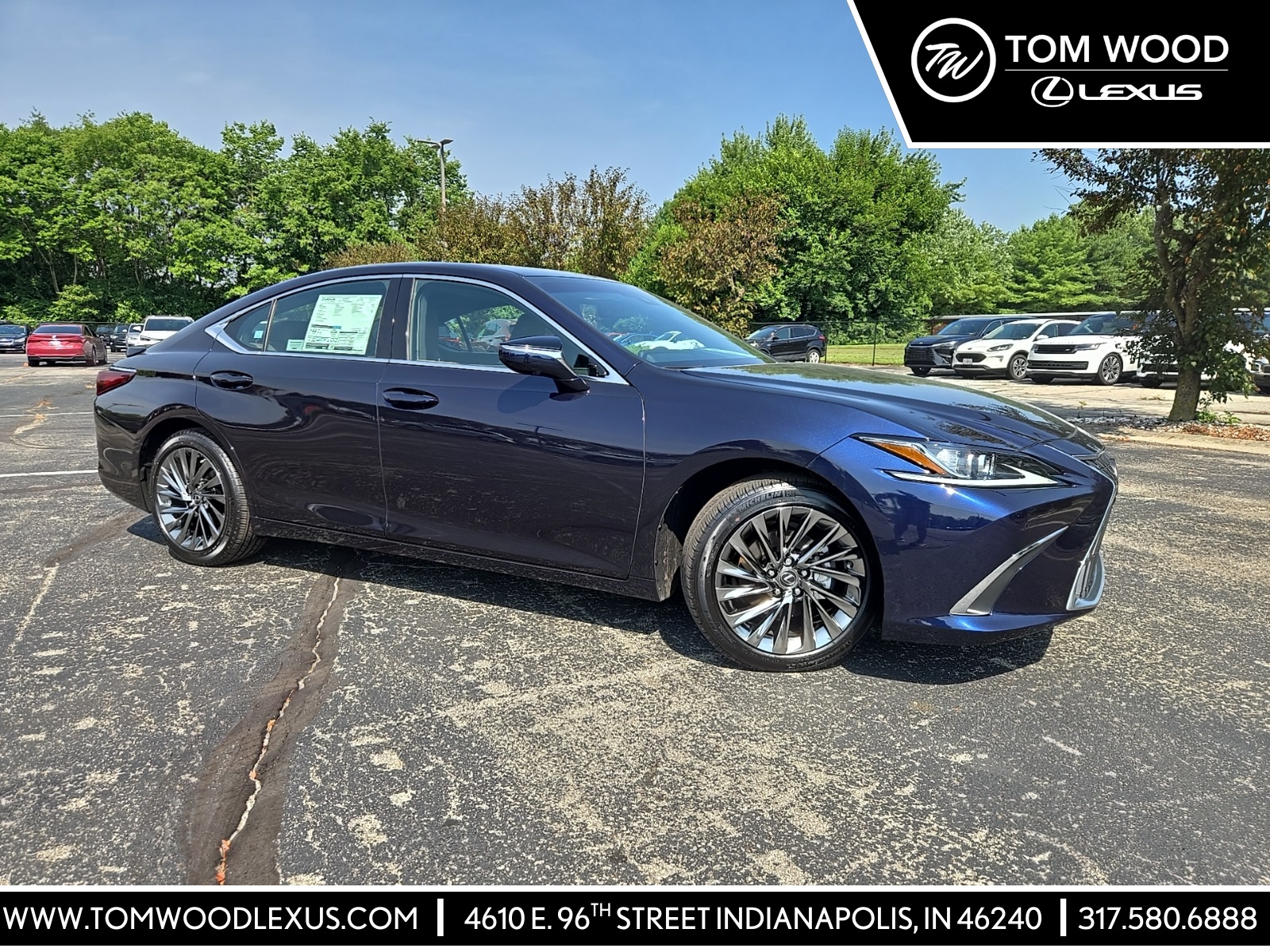 New 2025 Lexus ES 300h Luxury