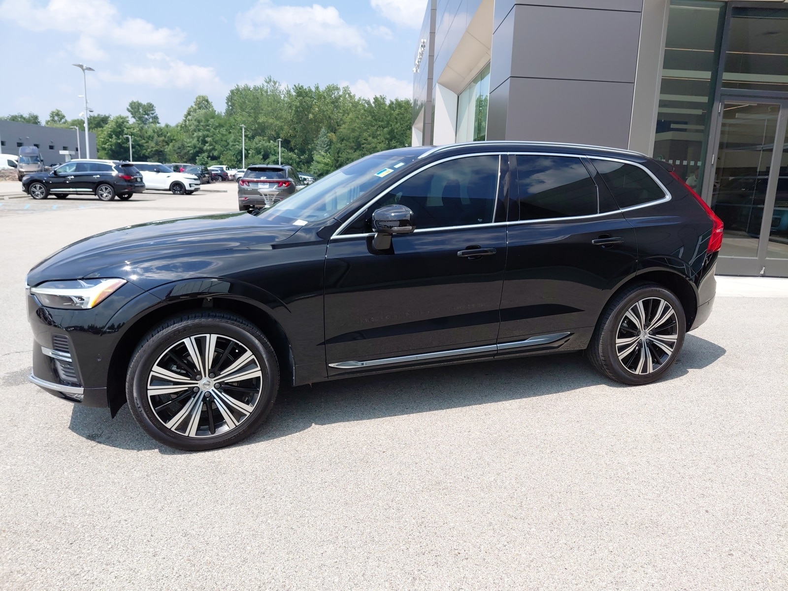 Used 2022 Volvo XC60 B5 Inscription