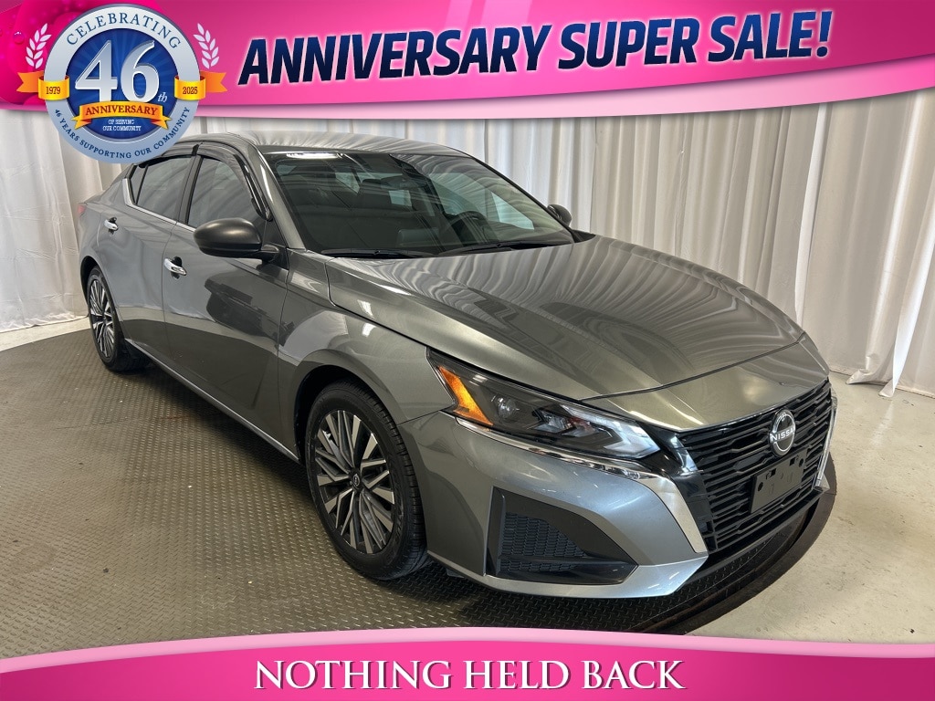 Used 2024 Nissan Altima 2.5 SV