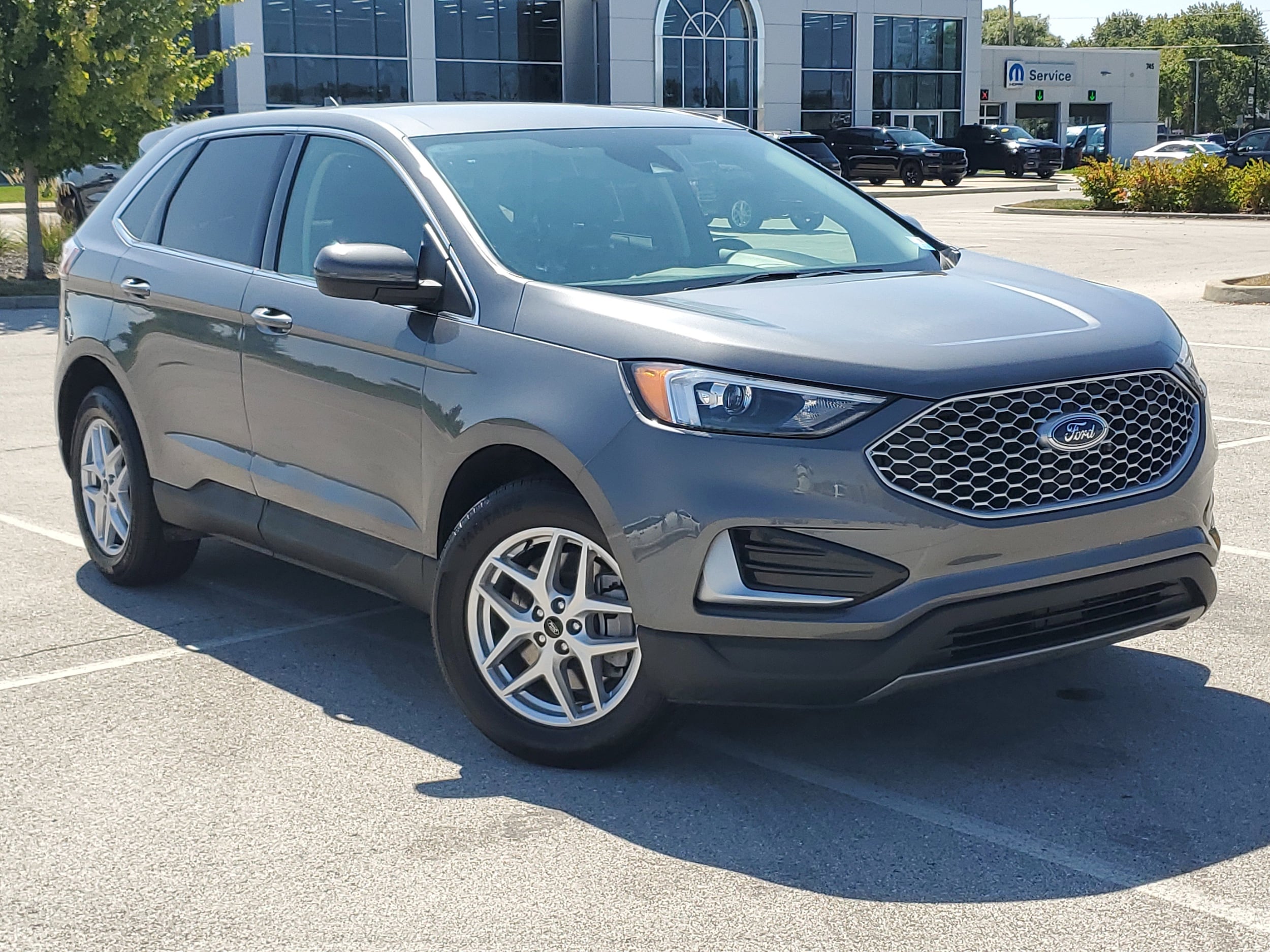 Used 2024 Ford Edge