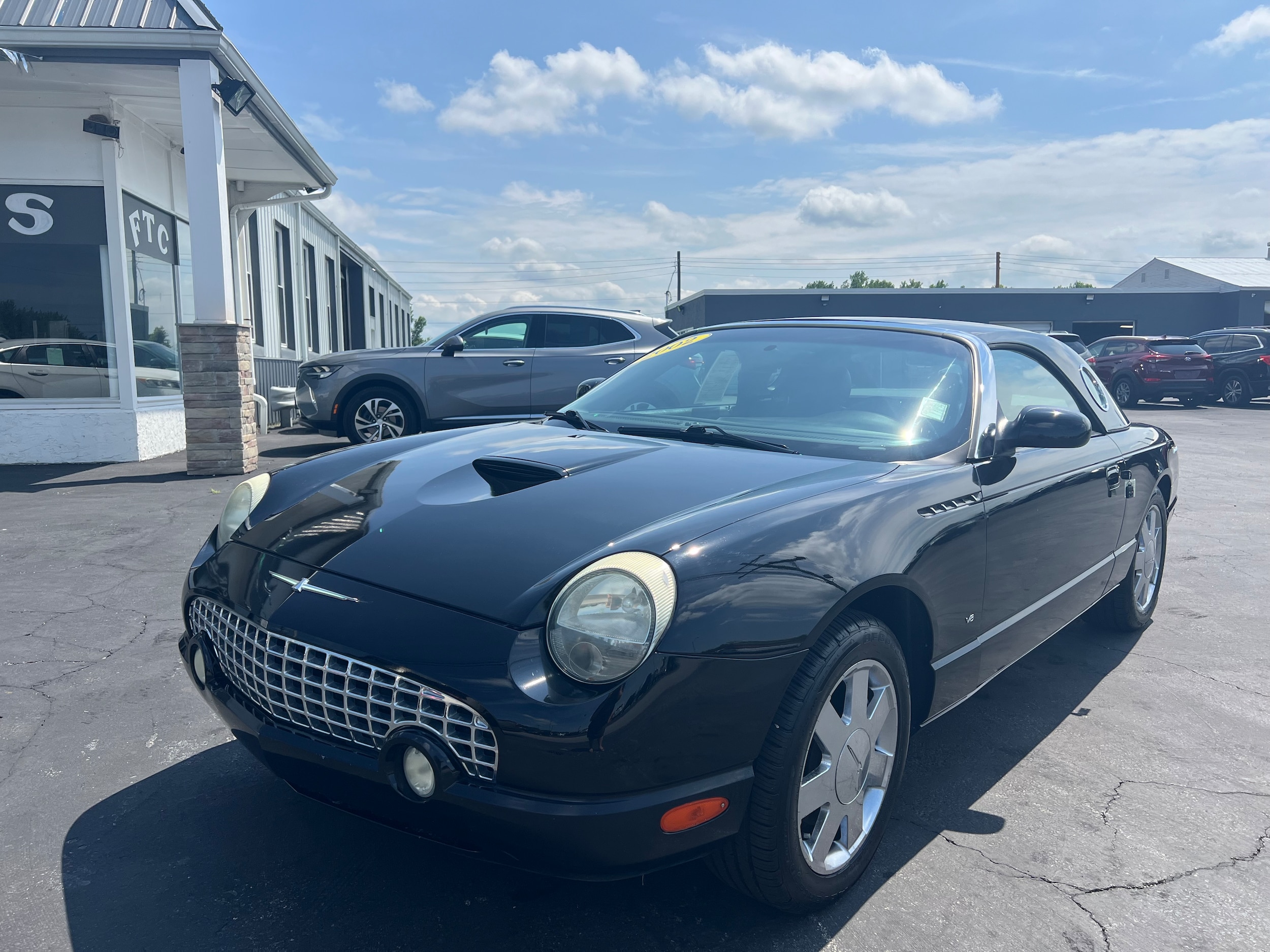 Used 2002 Ford Thunderbird