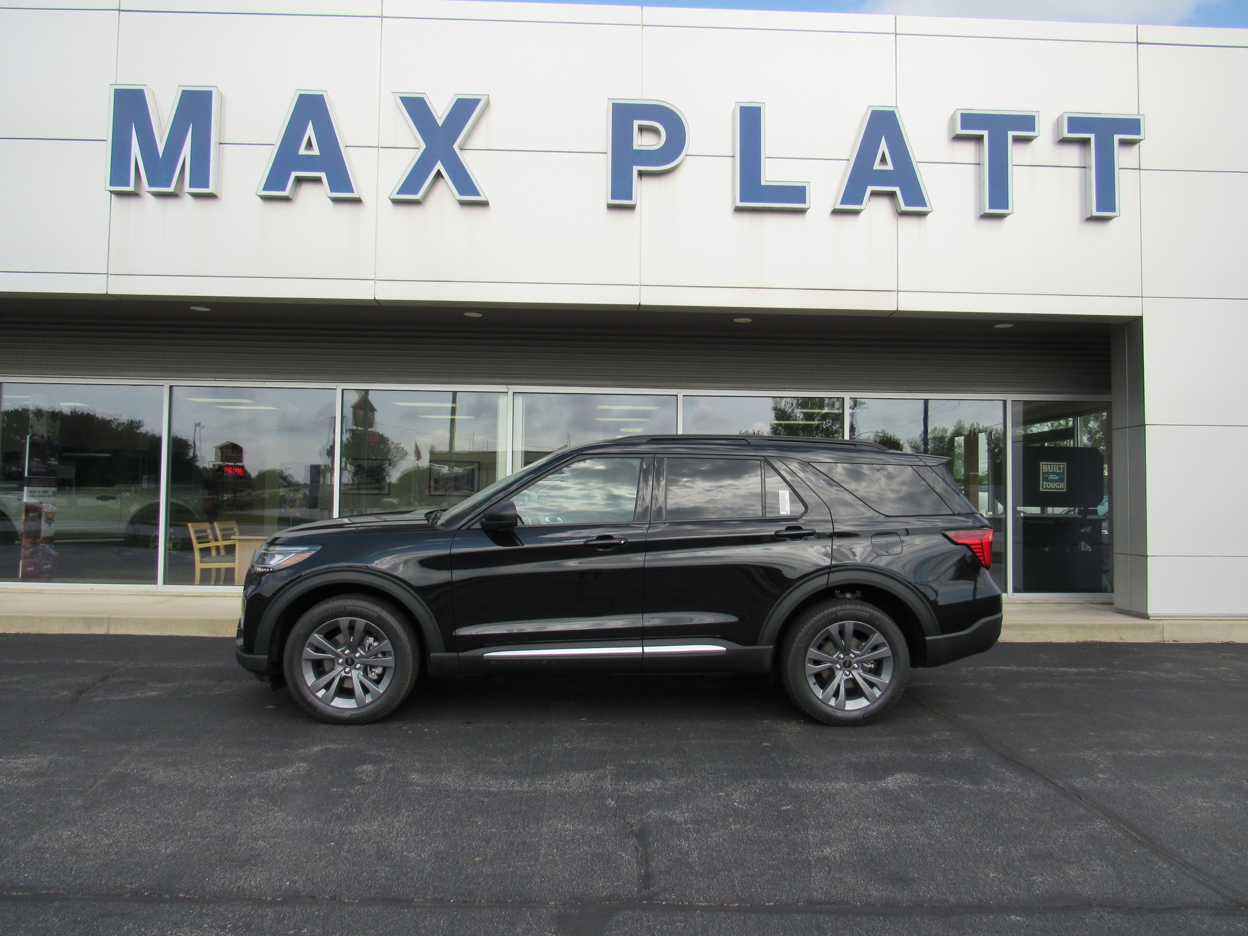 New 2025 Ford Explorer Active