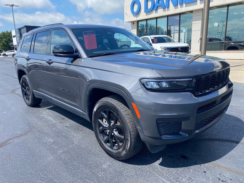 Used 2024 Jeep Grand Cherokee L Altitude
