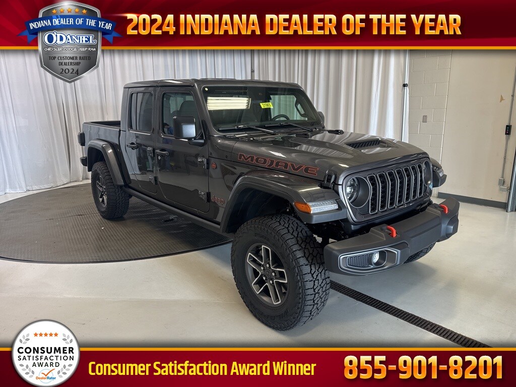 New 2025 Jeep Gladiator MOJAVE 4X4
