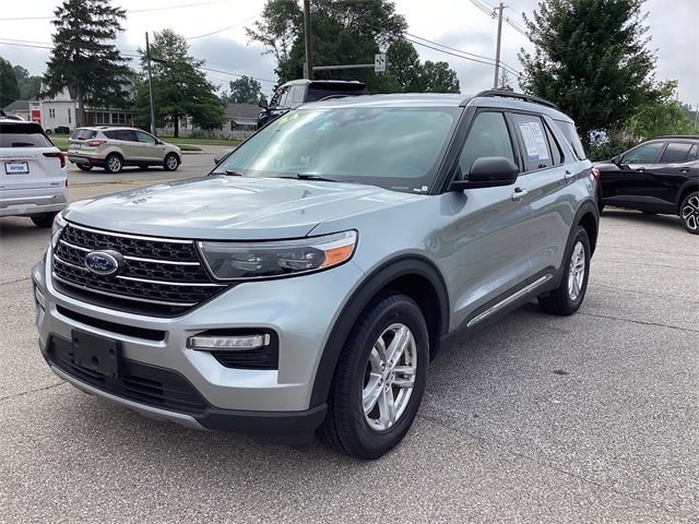 Used 2024 Ford Explorer XLT