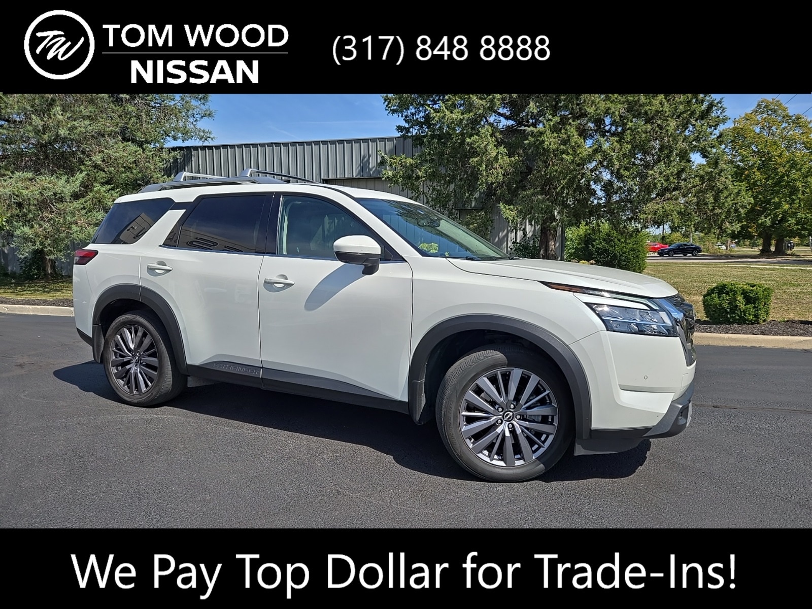 Used 2023 Nissan Pathfinder SL