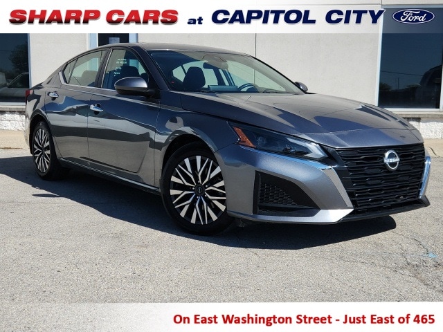 Used 2023 Nissan Altima 2.5 SV