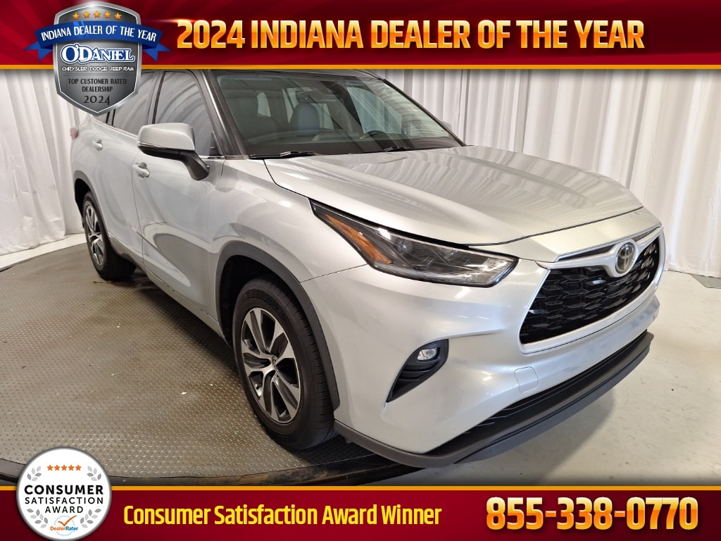Used 2021 Toyota Highlander XLE