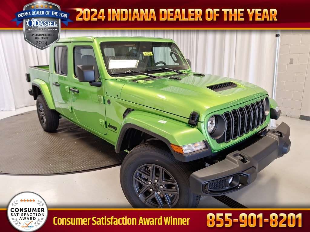 New 2025 Jeep Gladiator SPORT S 4X4