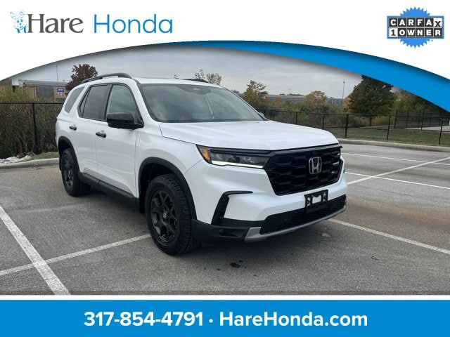 Used 2025 Honda Pilot TrailSport