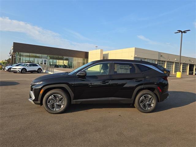 New 2025 Hyundai Tucson Hybrid Blue