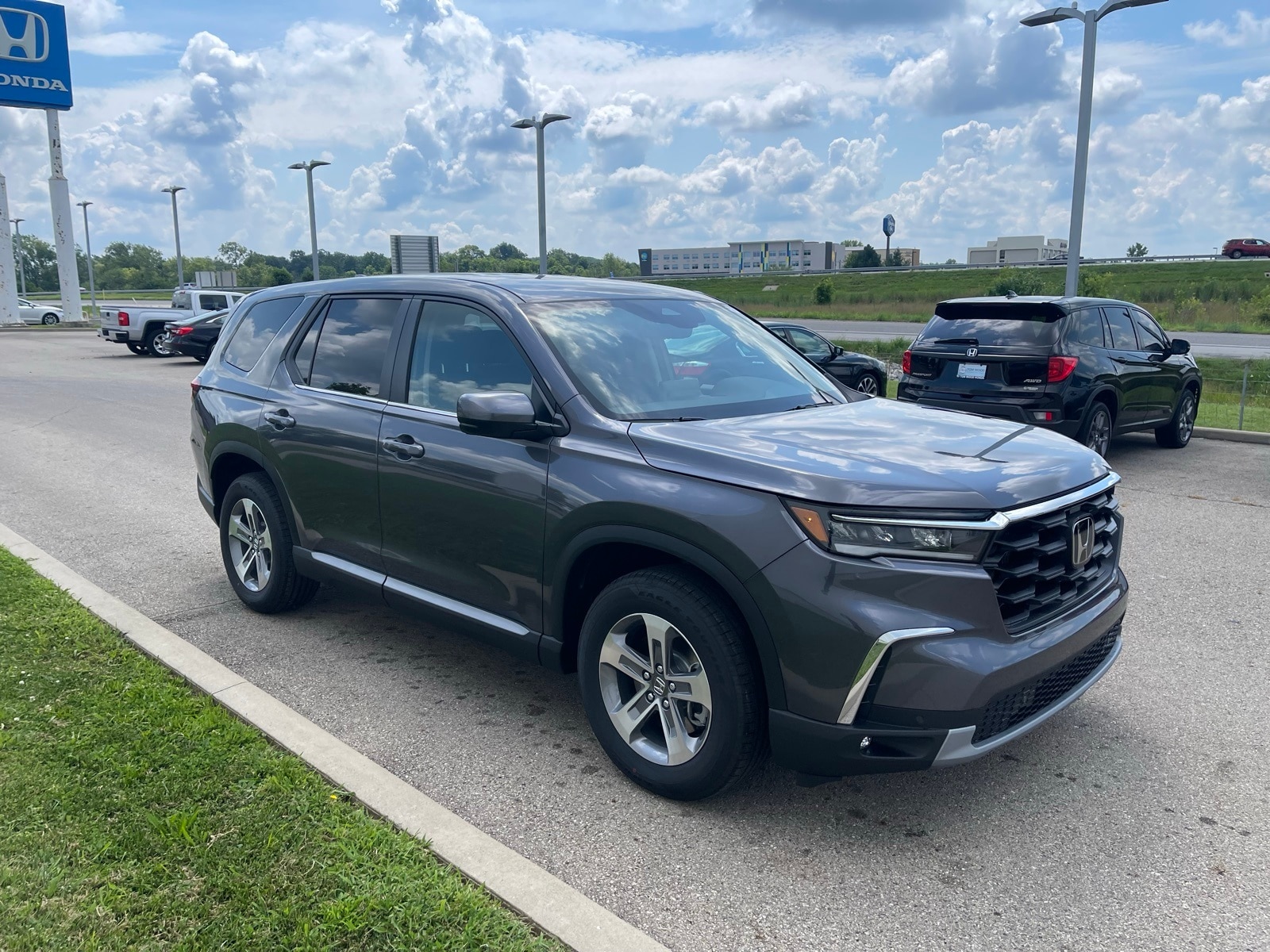 New 2025 Honda Pilot EX-L