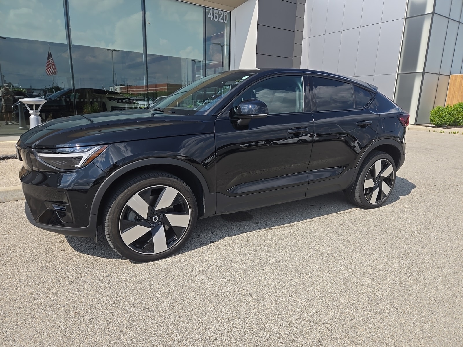 Used 2023 Volvo C40 Recharge Pure Electric Ultimate