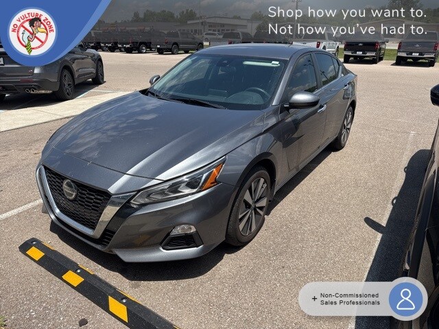 Used 2021 Nissan Altima 2.5 SV