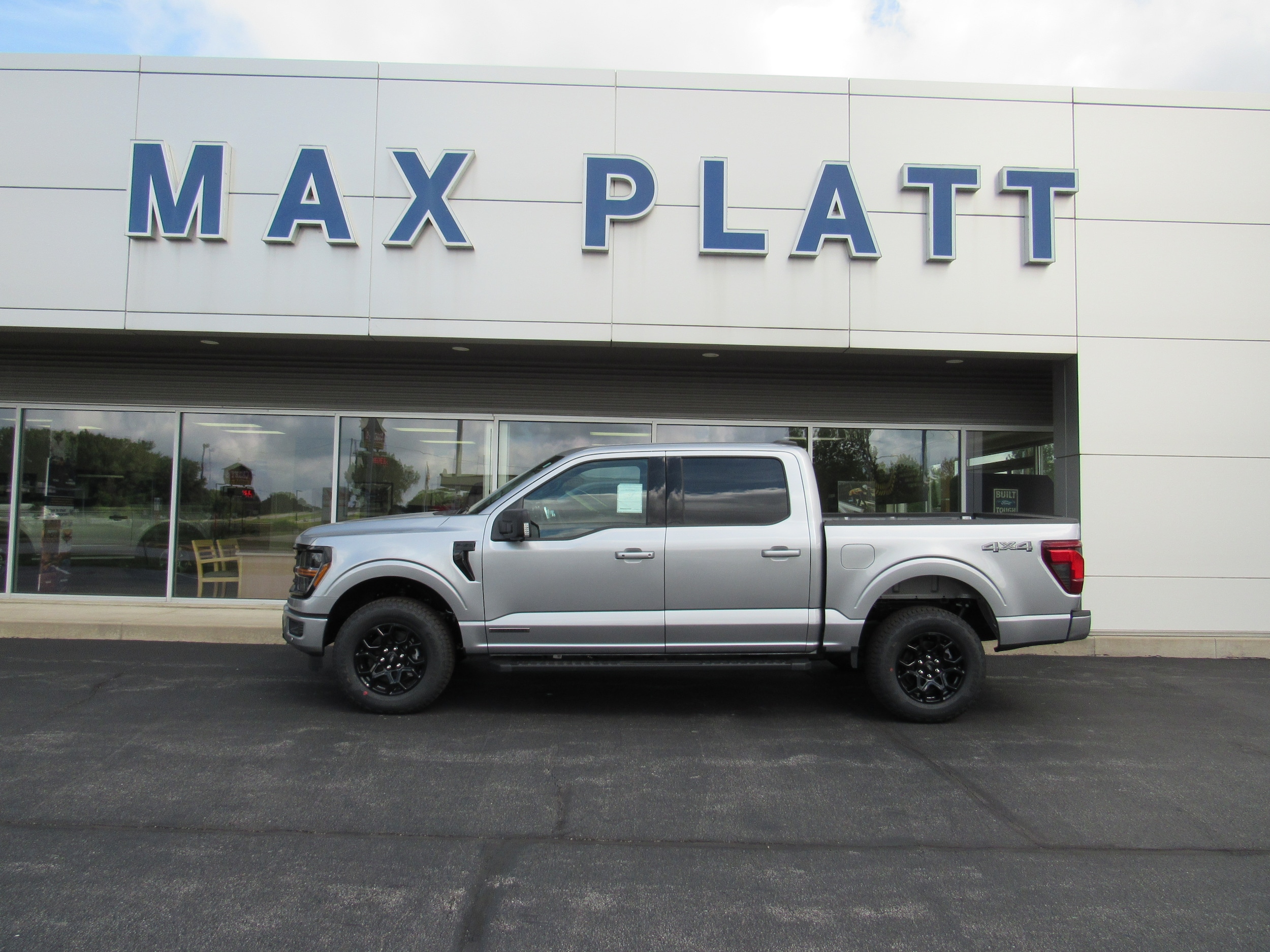 New 2025 Ford F-150 XLT