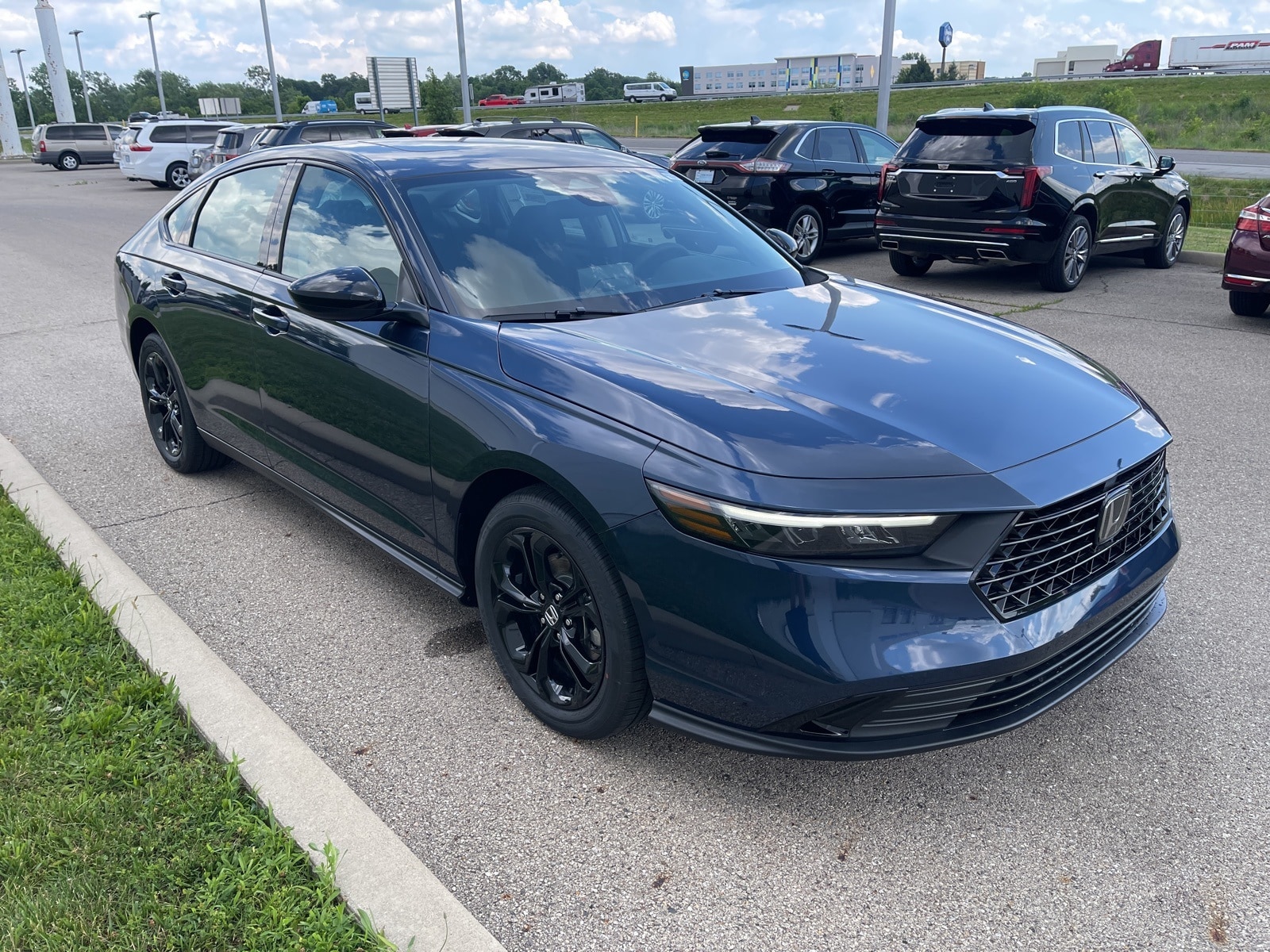 New 2025 Honda Accord SE