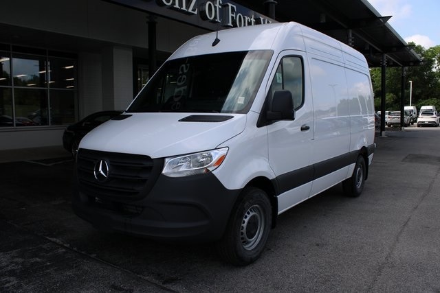 New 2025 Mercedes-Benz Sprinter 2500 Standard Roof 4-Cyl Diesel