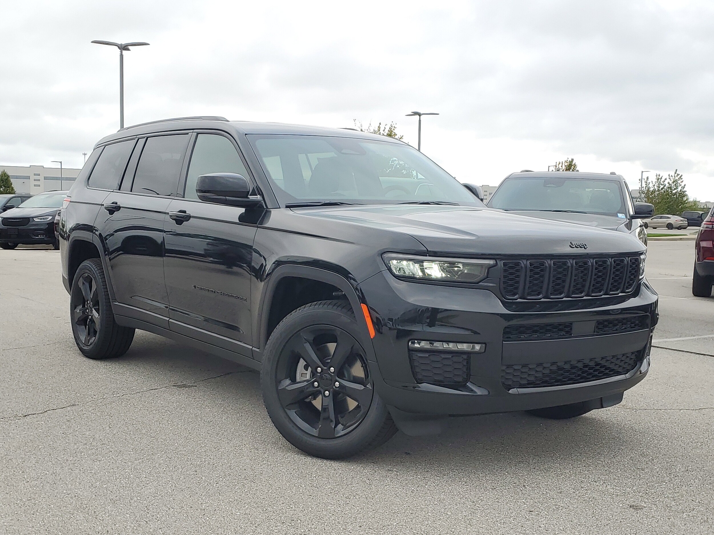 New 2025 Jeep Grand Cherokee L L LIMITED 4X4