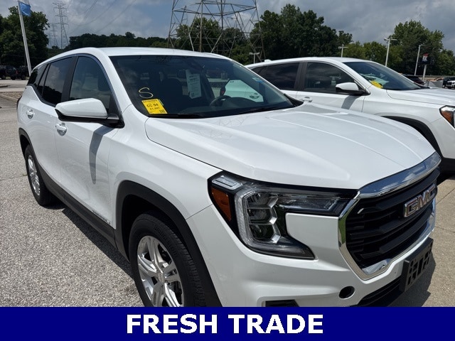 Used 2024 GMC Terrain SLE