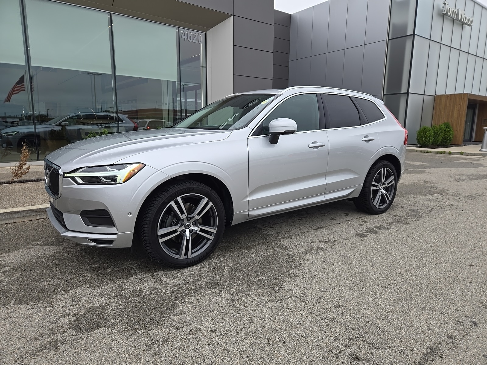 Used 2018 Volvo XC60 T5 Momentum