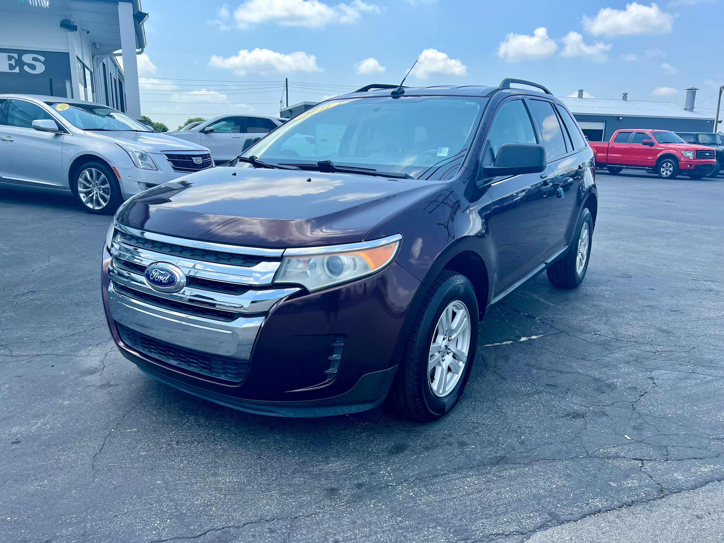 Used 2011 Ford Edge SE