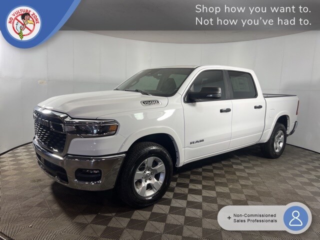 New 2025 Ram 1500 BIG HORN CREW CAB 4X4 5'7 BOX