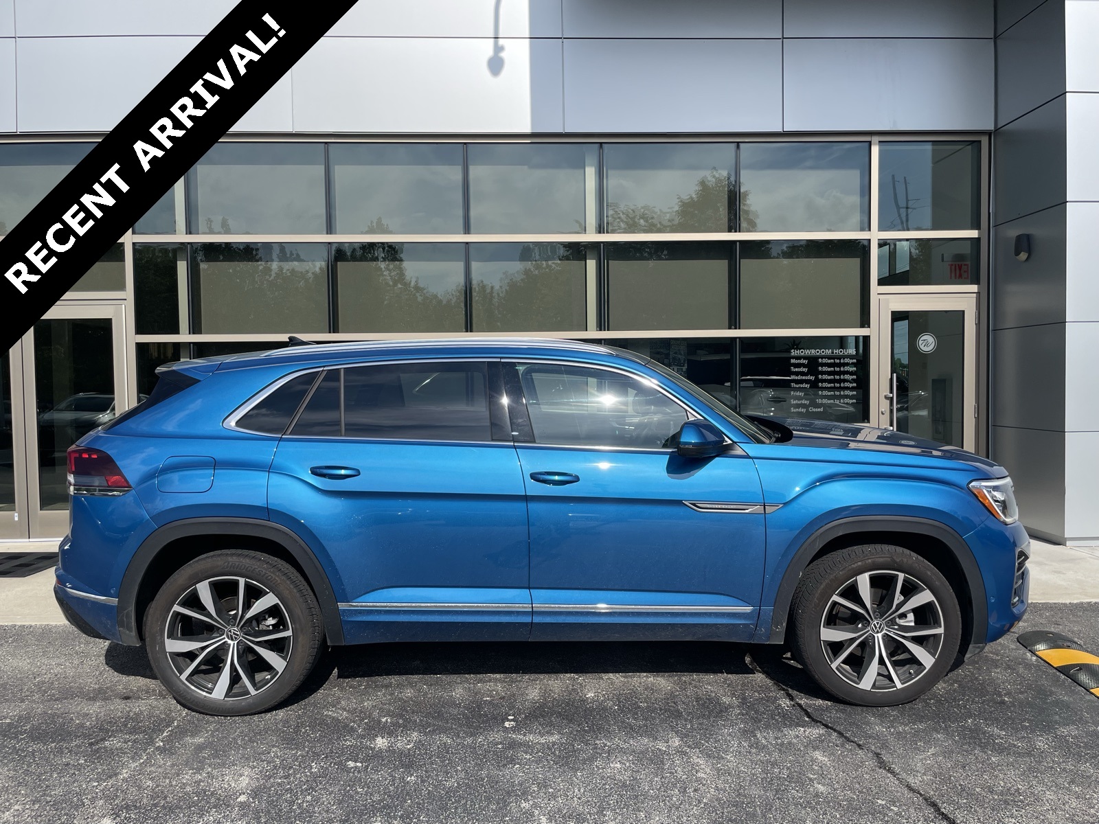 Used 2024 Volkswagen Atlas Cross Sport 2.0T SEL Premium R-Line