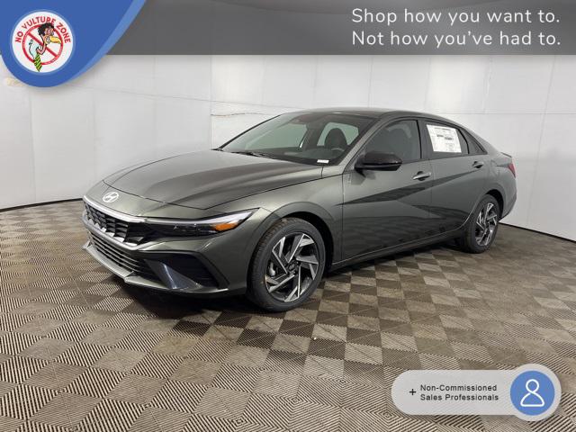 New 2025 Hyundai Elantra SEL Sport